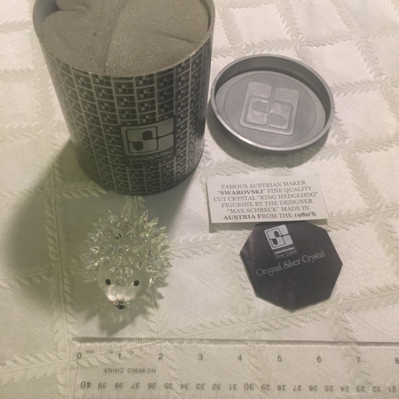 Swarovski Crystal King Hedgehog (excellent condition) - Picture 3 of 4